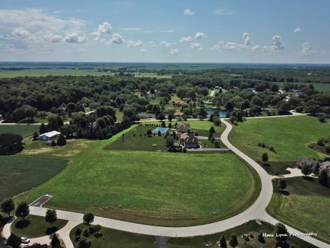 #11 Derek Drive Elburn IL 60119