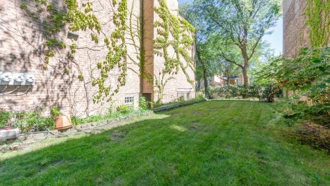 5424 South Ingleside Avenue Chicago IL 60615