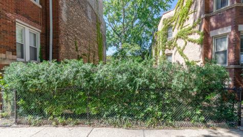 5424 South Ingleside Avenue Chicago IL 60615