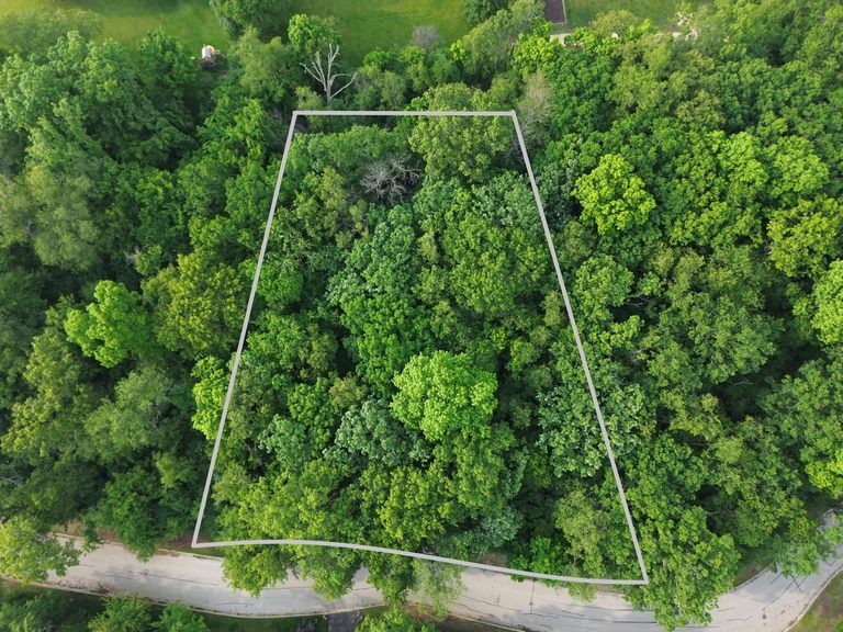 7408 Forest Oak Drive Mchenry IL 60050
