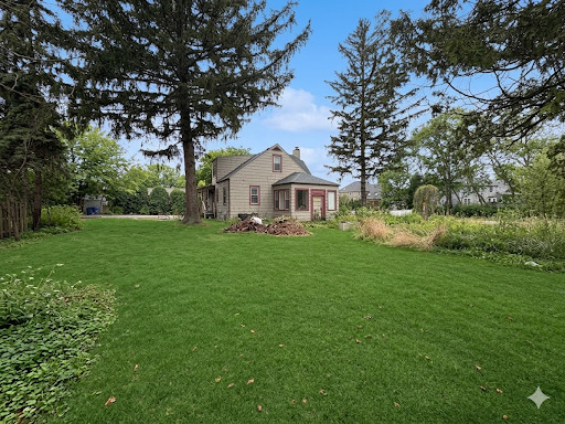 N405 Gary Avenue Wheaton IL 60187