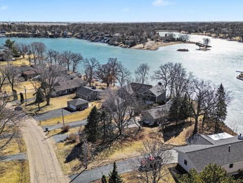 269 Easy Street Lake Holiday IL 60552