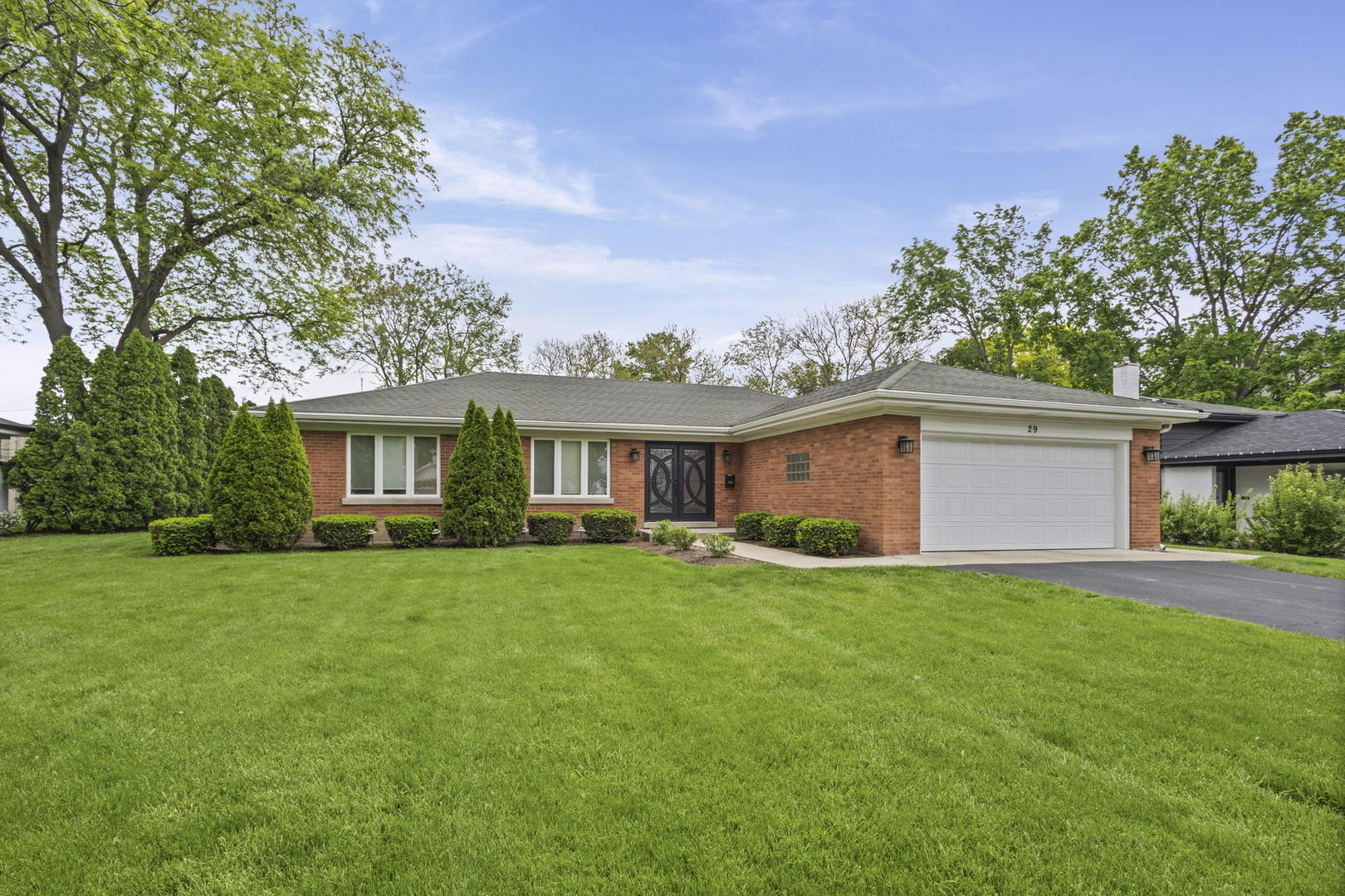 29 Springlake Avenue Hinsdale IL 60521