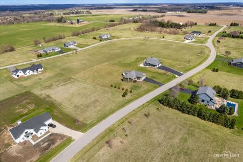 4810 Glacial Trail Ringwood IL 60072