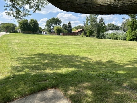 2020 10TH Street Waukegan IL 60085