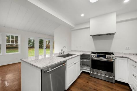 238 Grant Avenue Clarendon Hills IL 60514