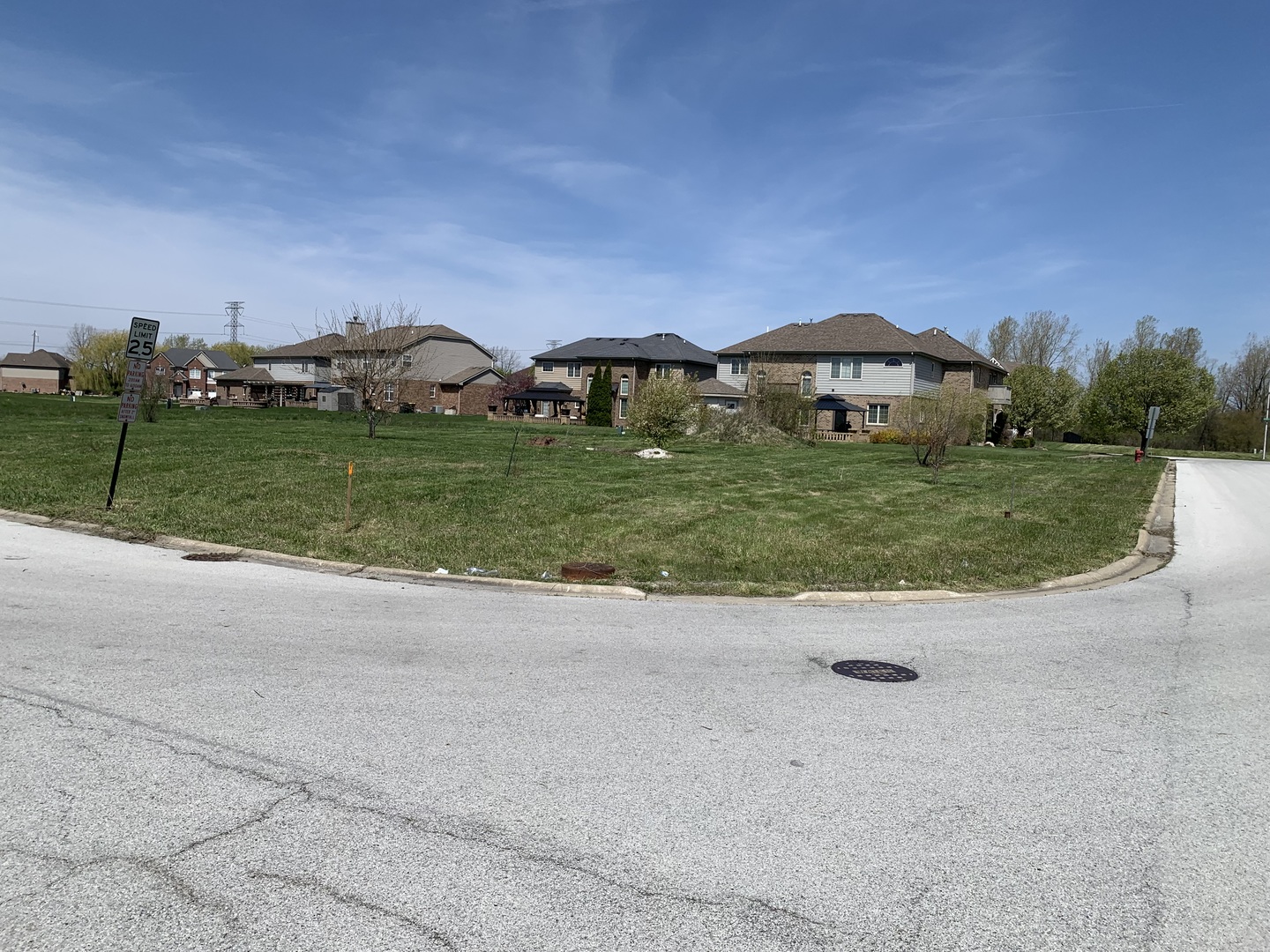 2136 Ambry Circle Lynwood IL 60411