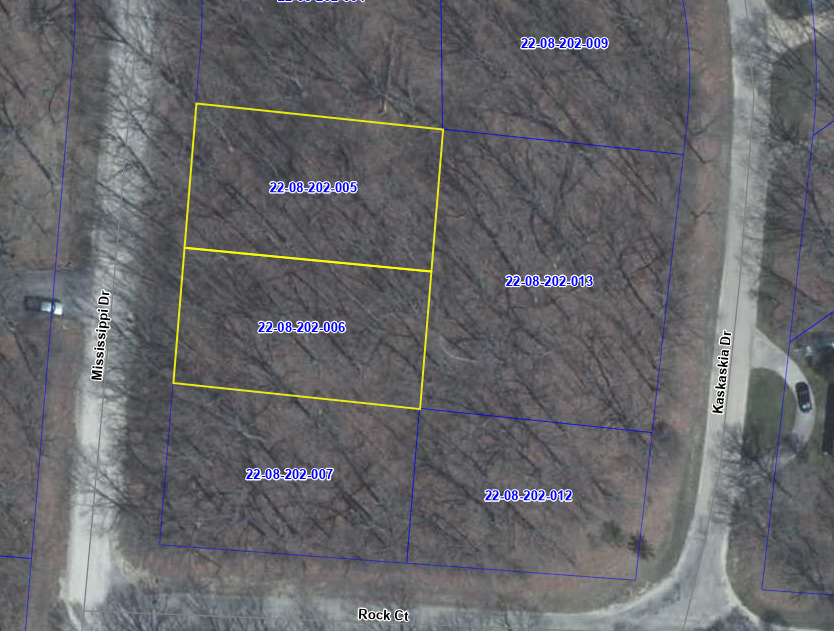 702 Mississippi Drive Dixon IL 61021