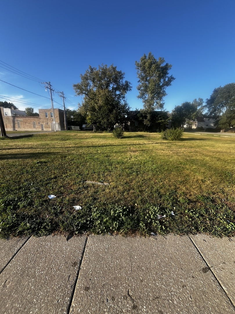 6844 South May Street Chicago IL 60621