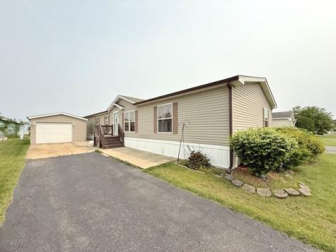 9 Swallow Lane Beecher IL 60401