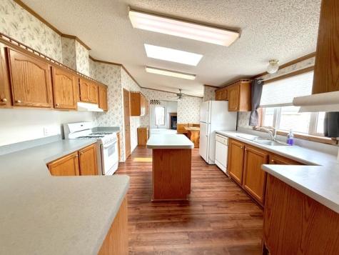 9 Swallow Lane Beecher IL 60401