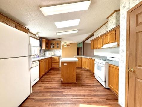 9 Swallow Lane Beecher IL 60401