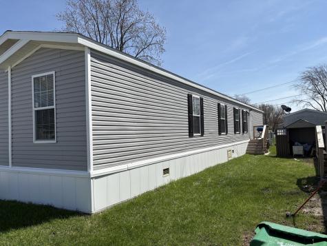 602 Virginia Avenue Lynwood IL 60411