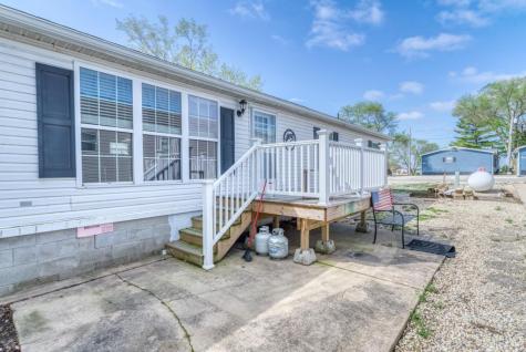 47 Lloyd Drive Reddick IL 60961