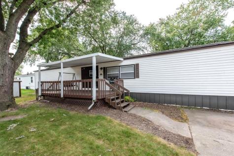 3285 Meadow Drive Park City IL 60085
