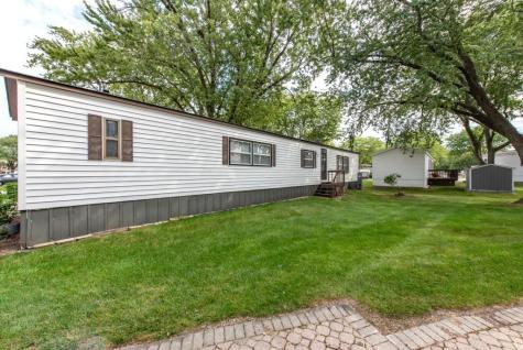 3285 Meadow Drive Park City IL 60085