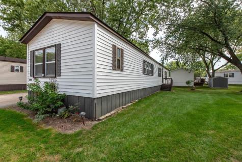 3285 Meadow Drive Park City IL 60085