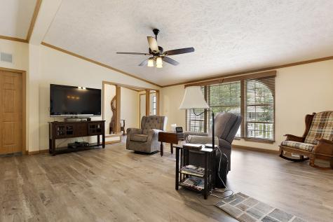 5715 Cypress Lane Machesney Park IL 61115