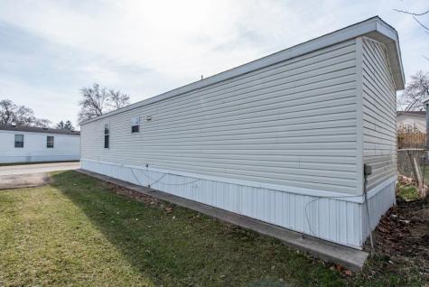 38569 North Sheridan Road Beach Park IL 60099