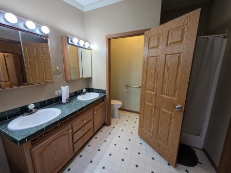 106 Champion Drive Chenoa IL 61726
