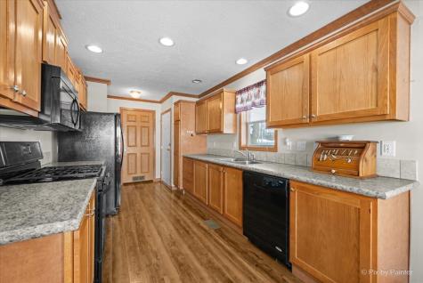 173 Northshore Road Elgin IL 60123