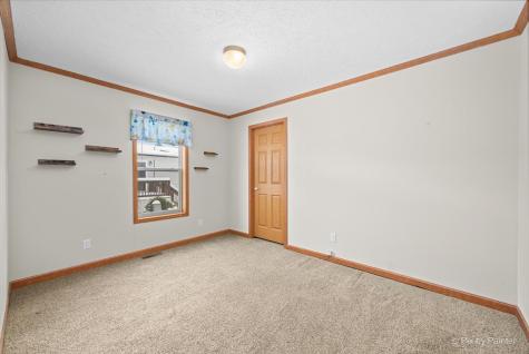 173 Northshore Road Elgin IL 60123