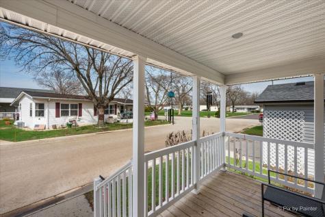 173 Northshore Road Elgin IL 60123