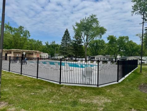 173 Northshore Road Elgin IL 60123