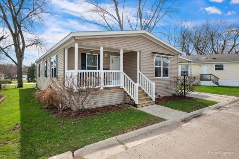 173 Northshore Road Elgin IL 60123