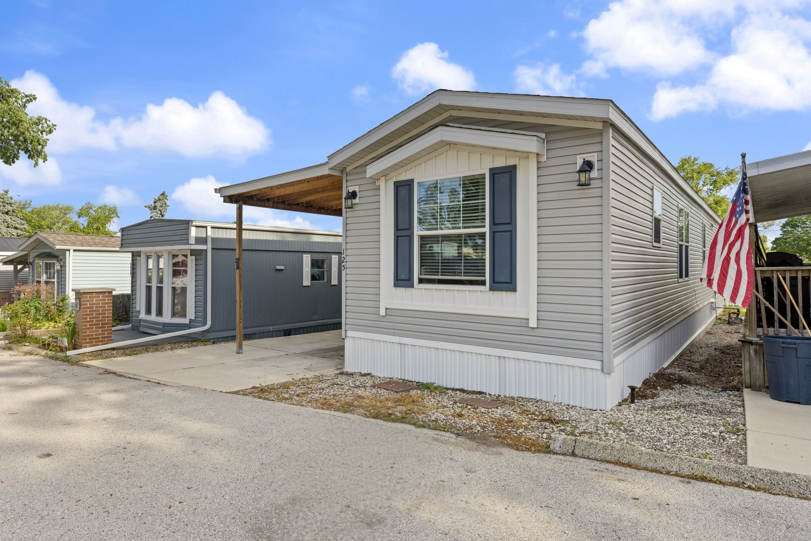 1332 Doulgas Avenue Montgomery IL 60538