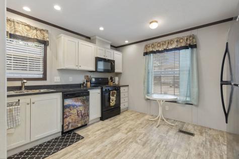 1332 Doulgas Avenue Montgomery IL 60538