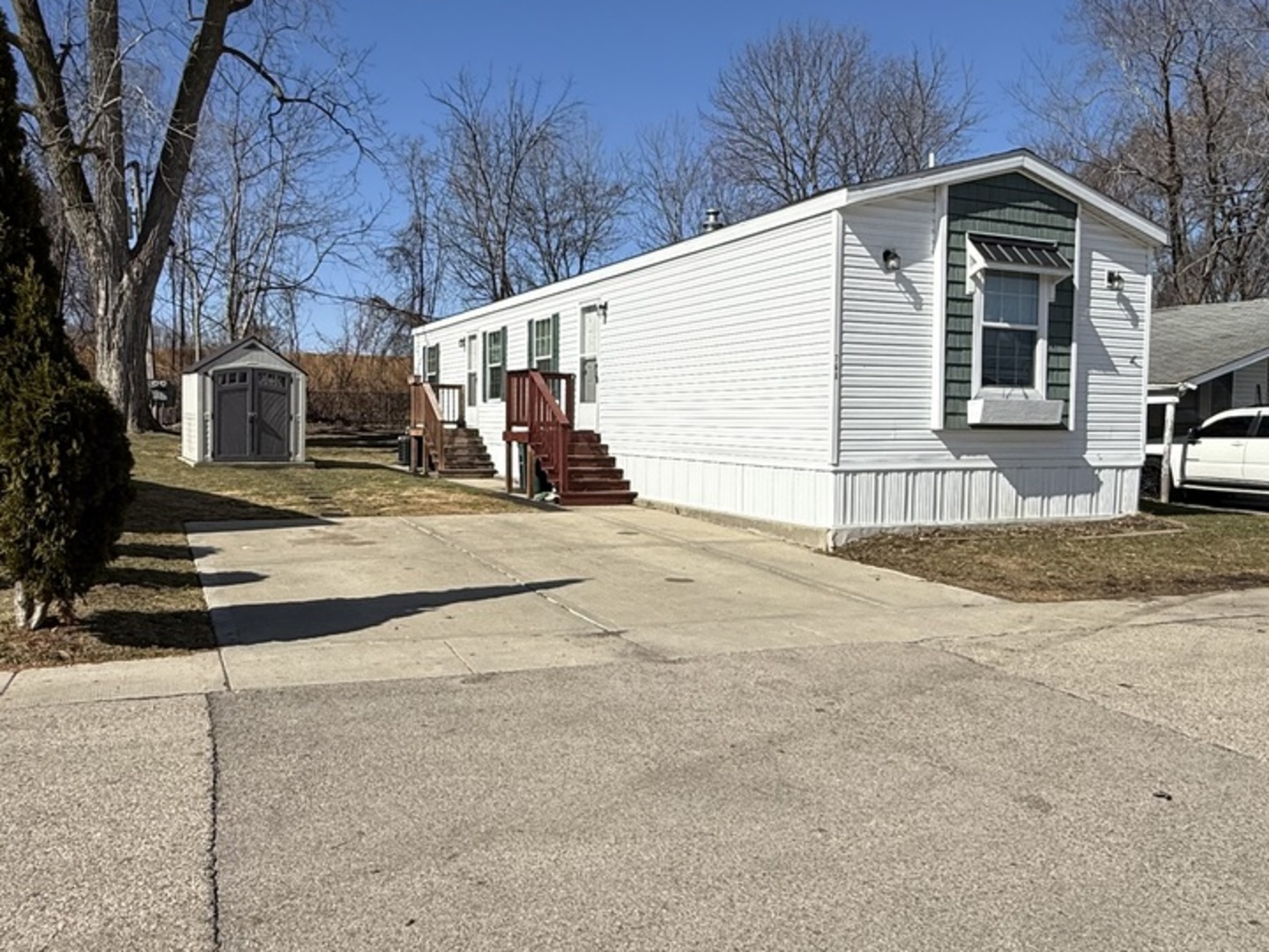 38455 North Sheridan Road Beach Park IL 60087