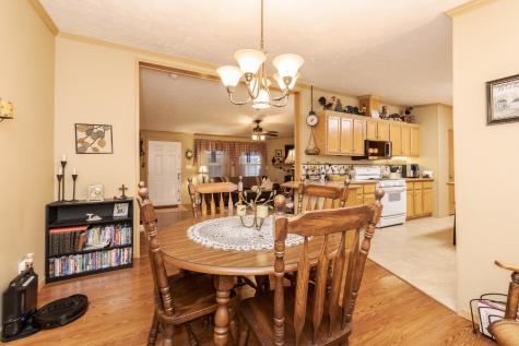 1129 11TH Street Bloomington IL 61704