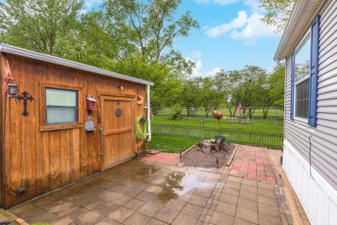 1129 11TH Street Bloomington IL 61704