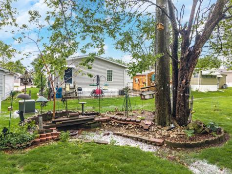 1129 11TH Street Bloomington IL 61704