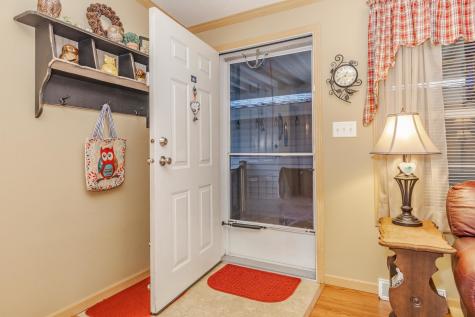 1129 11TH Street Bloomington IL 61704