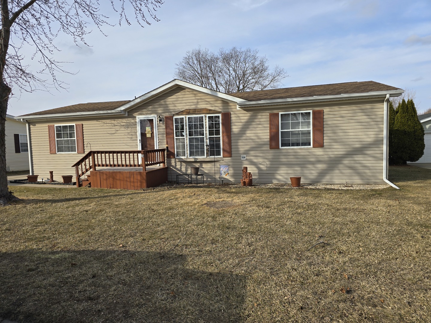 5518 White Pine Roscoe IL 61073