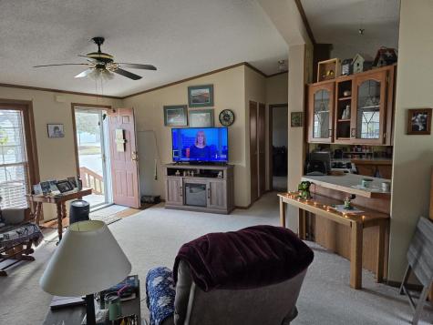 5518 White Pine Roscoe IL 61073