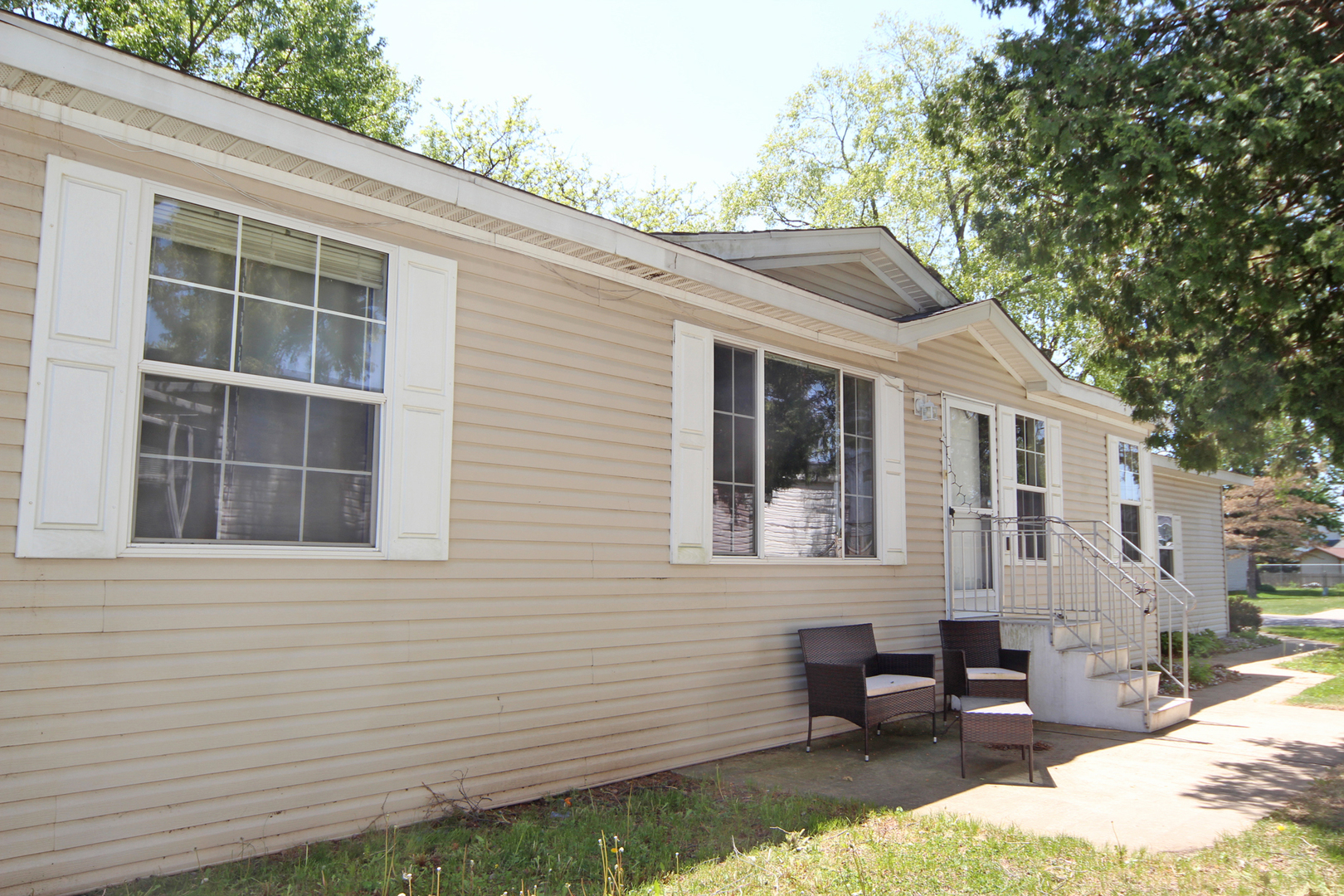 406 Spruce Drive Belvidere IL 61008