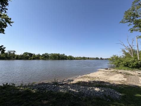 291 Il Route 2 Dixon IL 61021