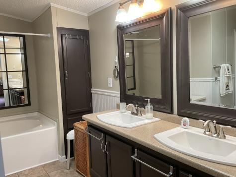 5354 Autumnash Machesney Park IL 61115