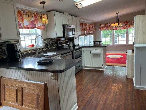 5354 Autumnash Machesney Park IL 61115
