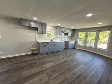320 Pleasant Terrace Matteson IL 60443