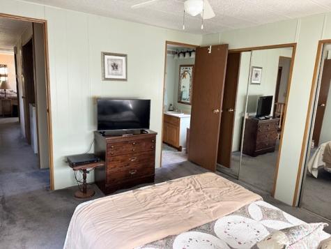 9 Hickory Lane Sandwich IL 60548