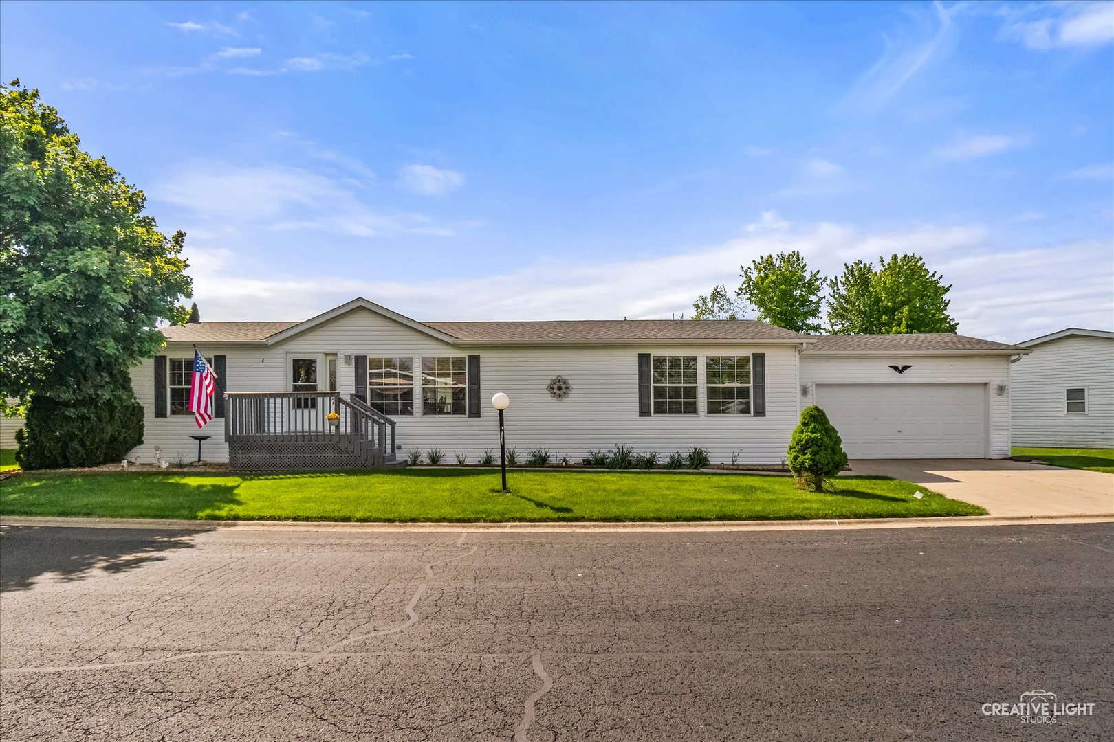 611 Bluebird Circle Sandwich IL 60548
