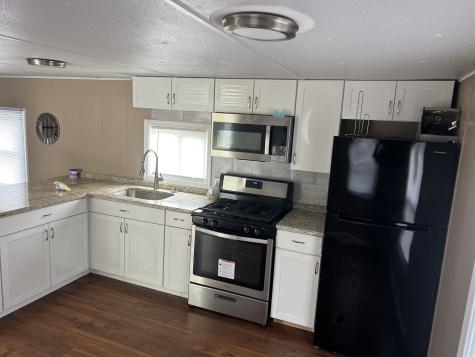 10 Apache Court Bourbonnais IL 60914