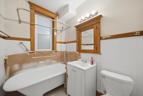 1341 West Eddy Street Chicago IL 60657