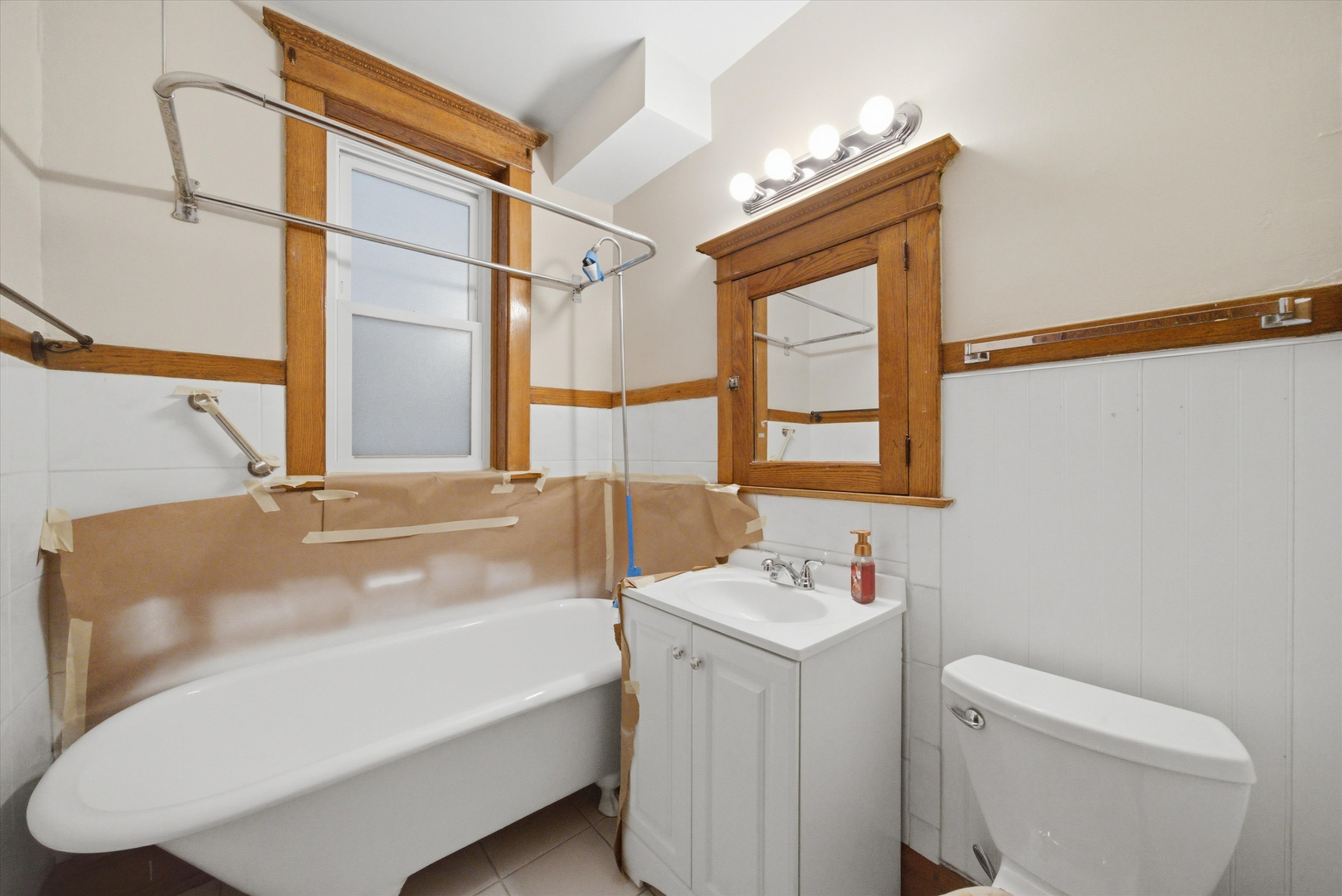 1341 West Eddy Street Chicago IL 60657