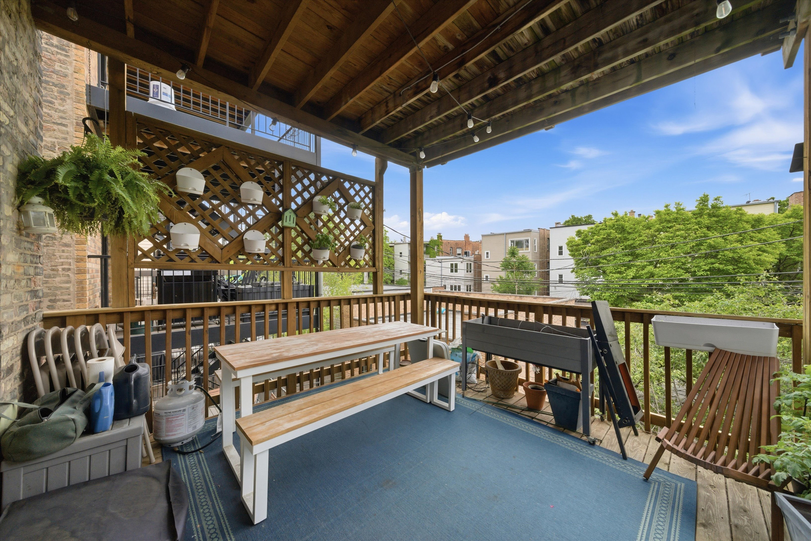 1341 West Eddy Street Chicago IL 60657