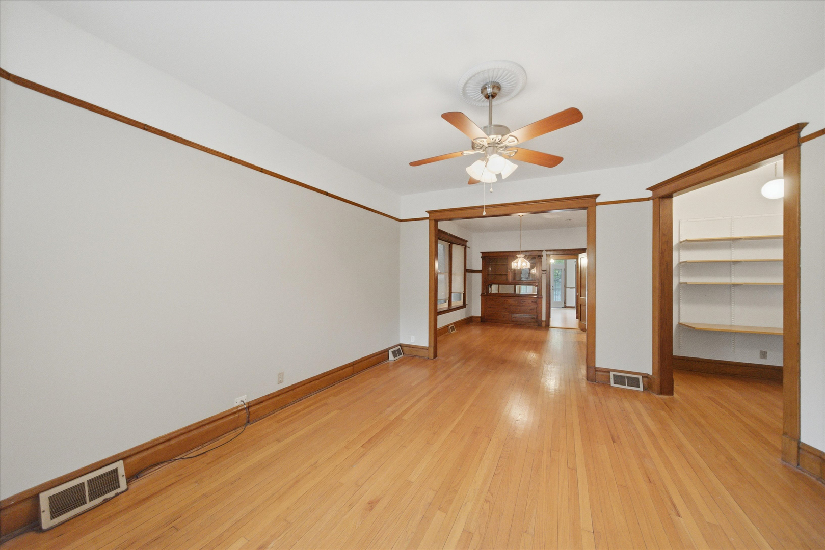 1341 West Eddy Street Chicago IL 60657